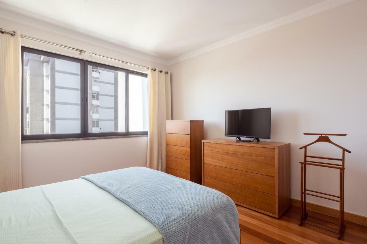Elegant Apartment With Sea Views By Trip2Portugal Funchal  Exterior photo