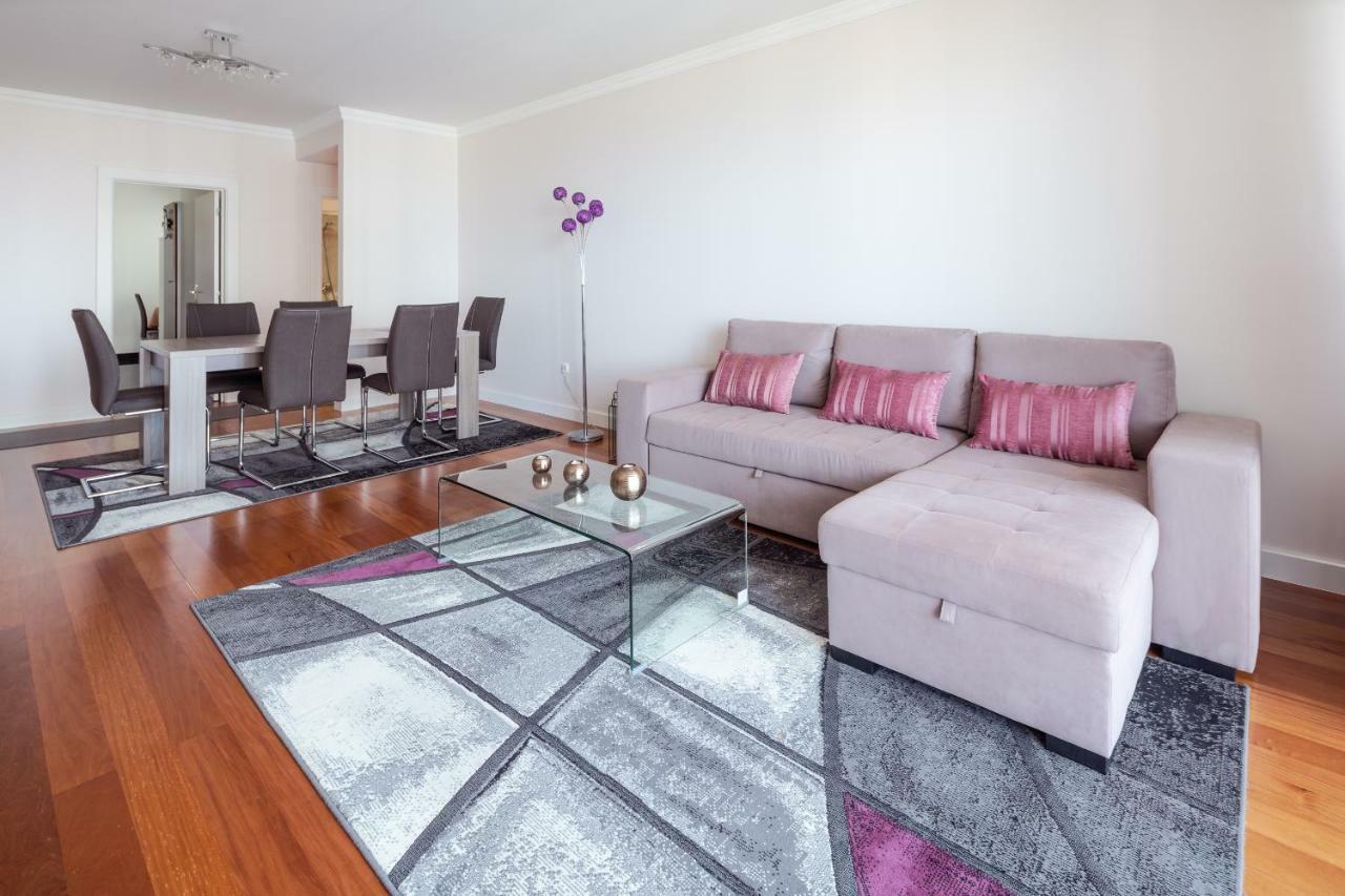 Elegant Apartment With Sea Views By Trip2Portugal Funchal  Exterior photo